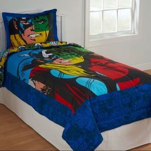 Marvel Avengers Twin Comforter and Sheet Set